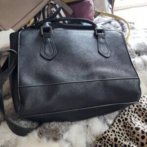 Jones N.Y. bags